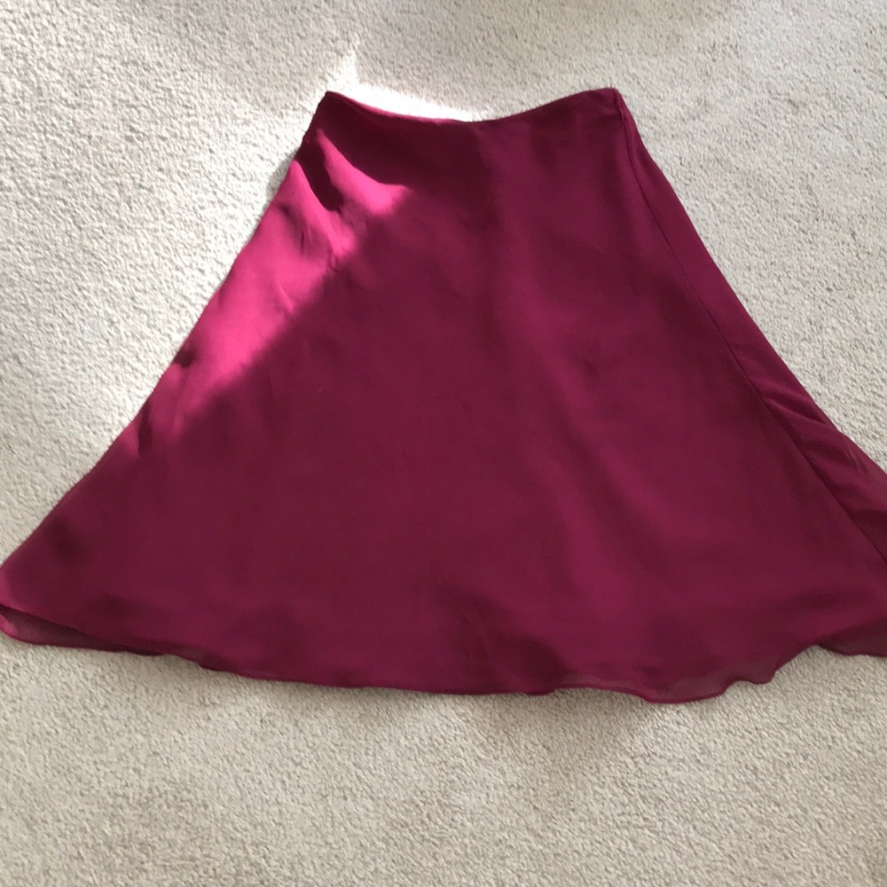 Top, skirt - Picture 2 of 2